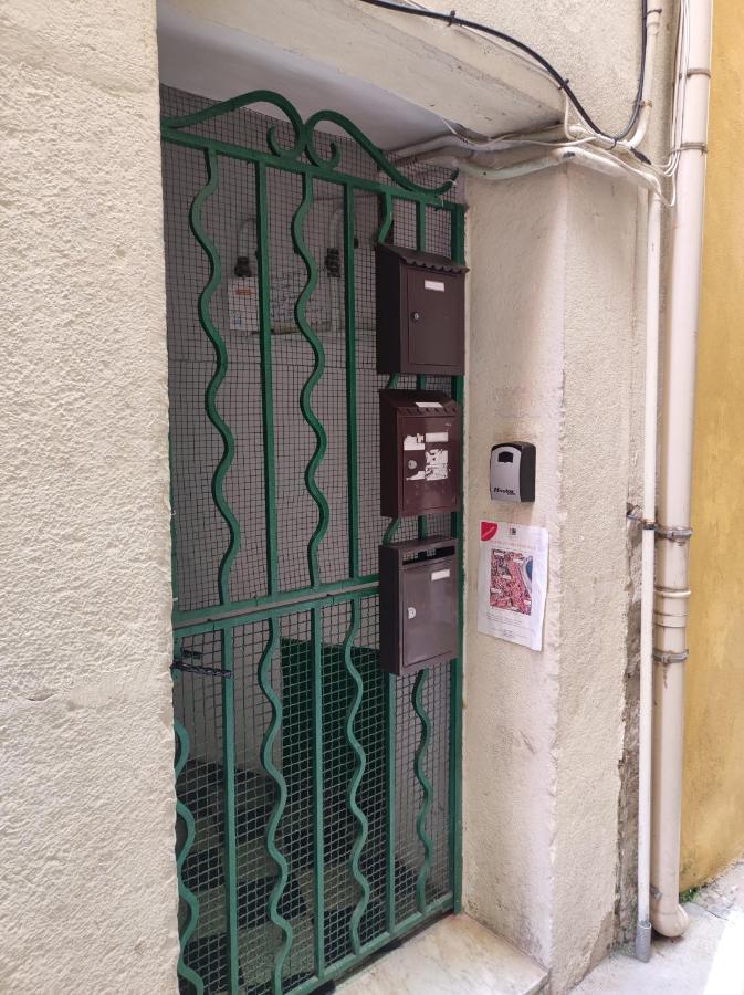Bilocale Nella Vecchia Citta' Di Mentone Exterior photo